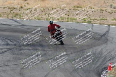 media/Apr-20-2025-AHRMA (Sun) [[393a79c373]]/Race/Group 3/Turn 4b/